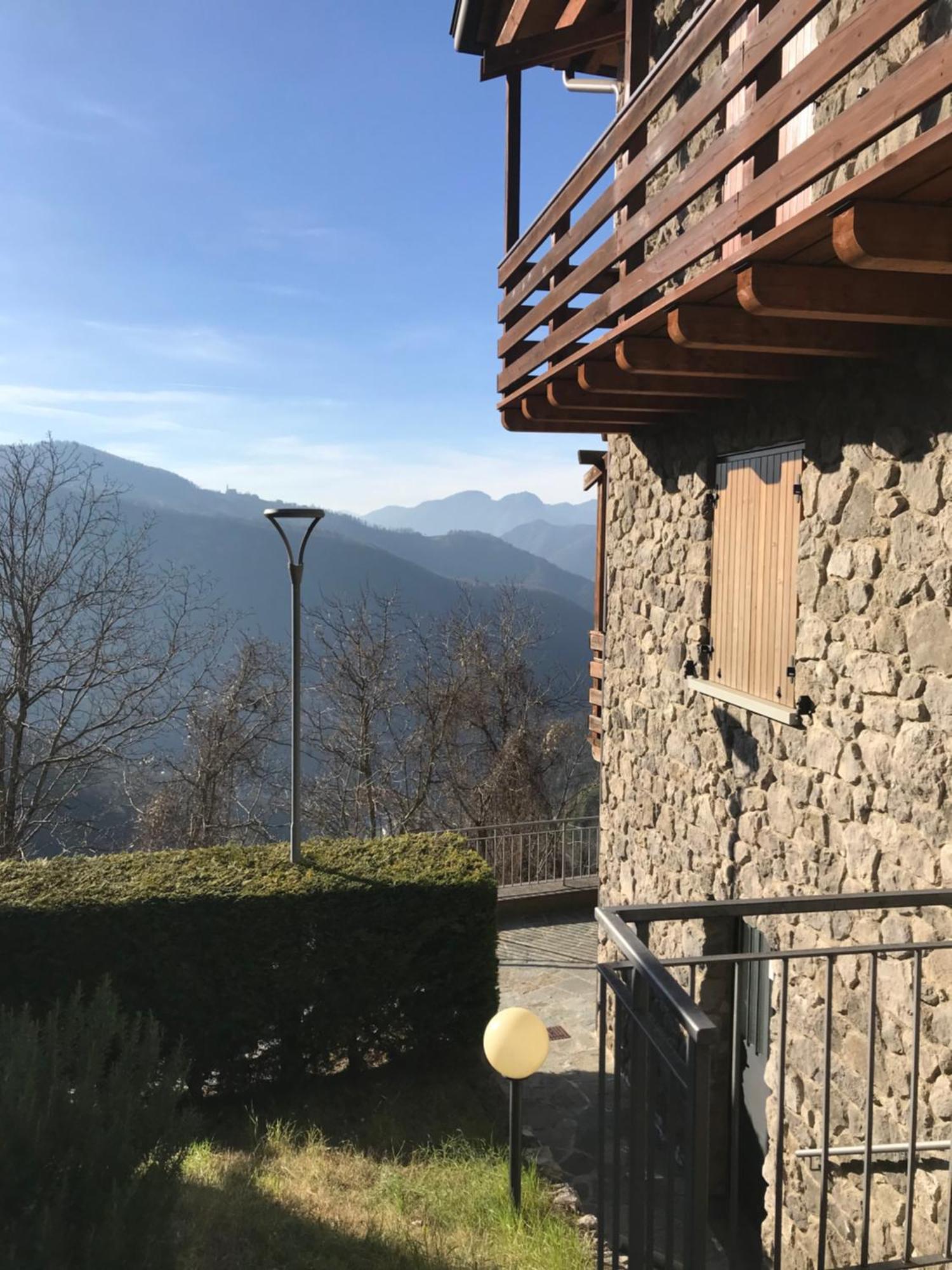 Mangia, Leggi, Dormi Διαμέρισμα Costa di Serina Εξωτερικό φωτογραφία